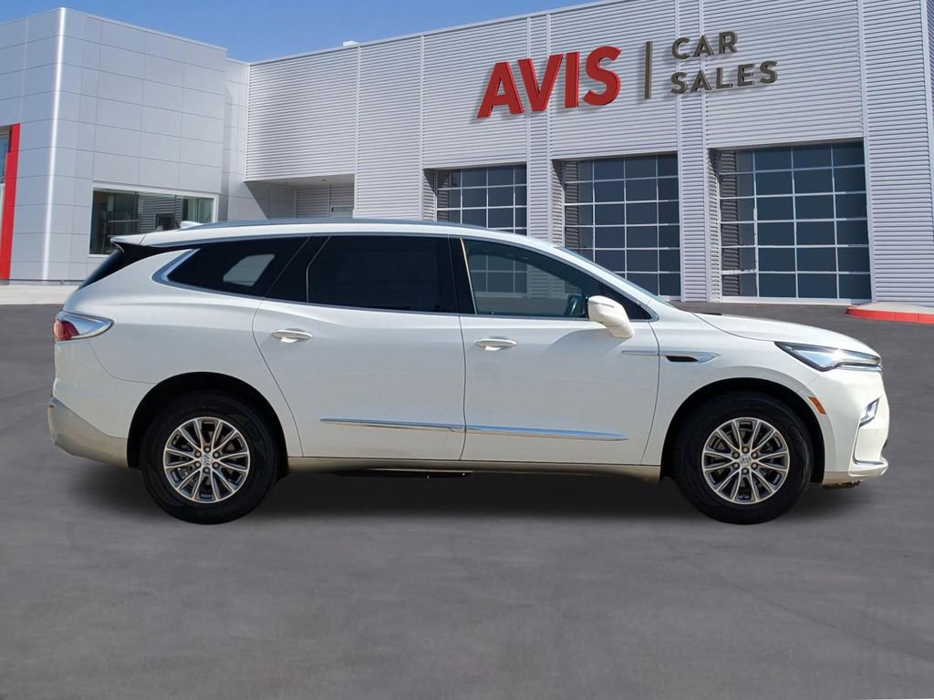 Used 2024 Buick Enclave Premium AWD/4WD image 5