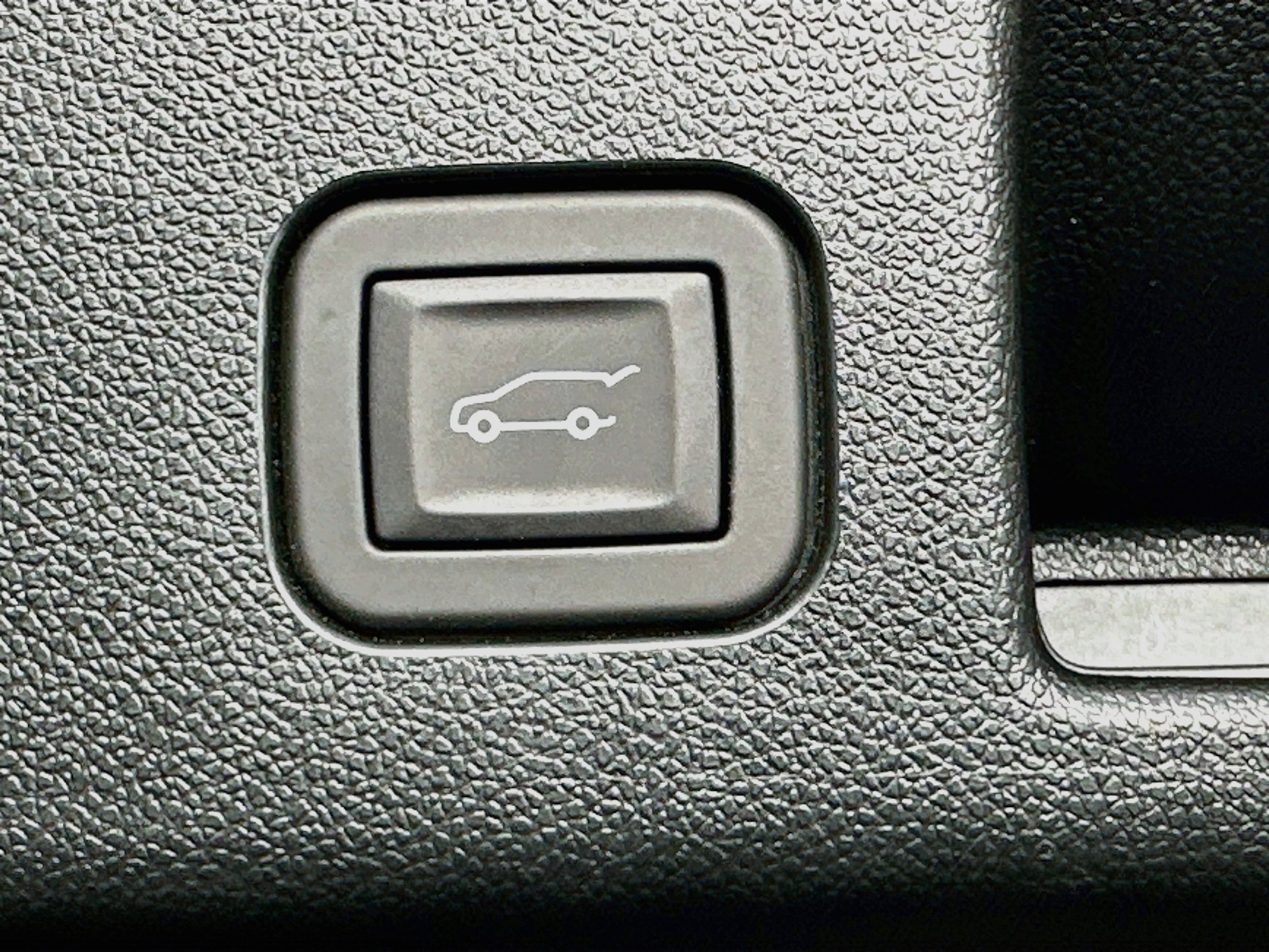 Used 2025 Chevrolet Equinox EV LT FWD image 29
