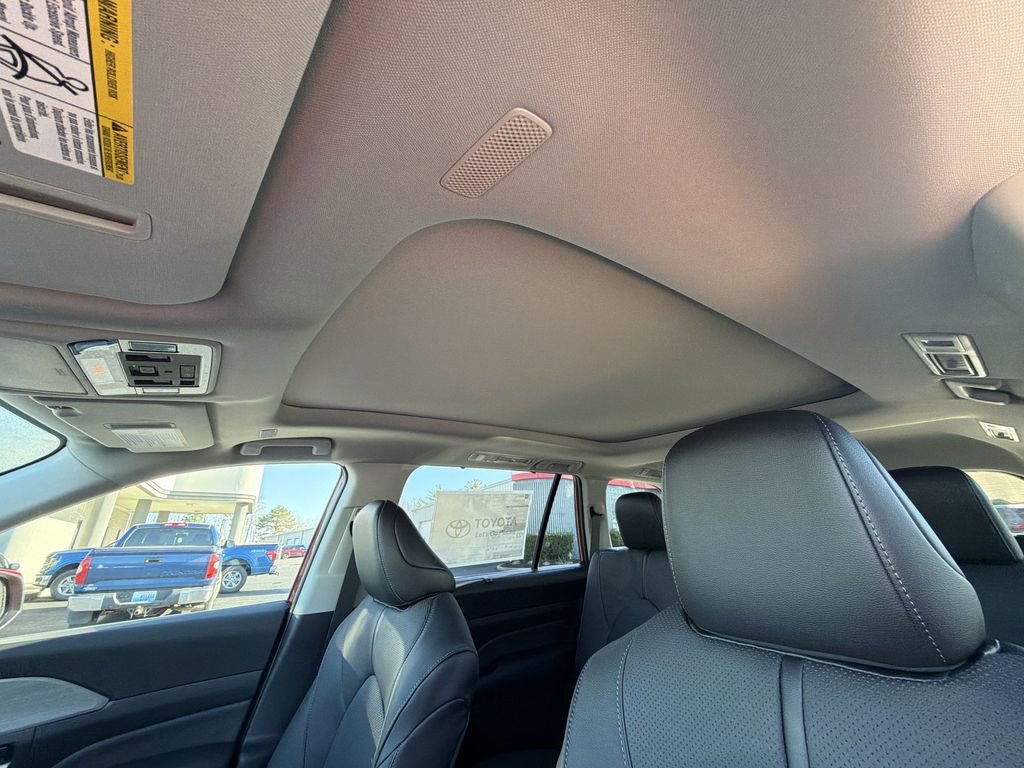 Used 2026 Toyota Grand Highlander Limited image 28