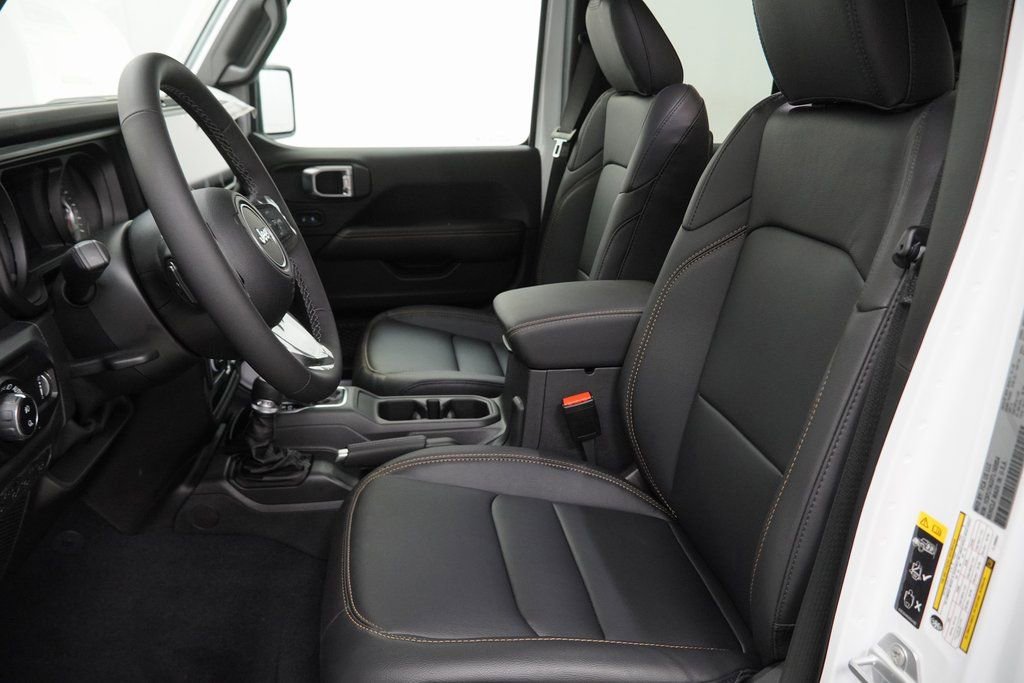 New 2026 Jeep Gladiator Sport image 15