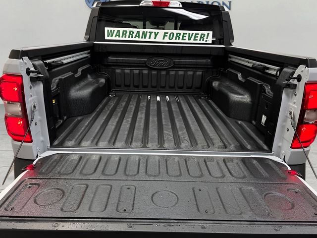 New 2025 Ford Maverick Lariat w/ Black Appearance Package image 22