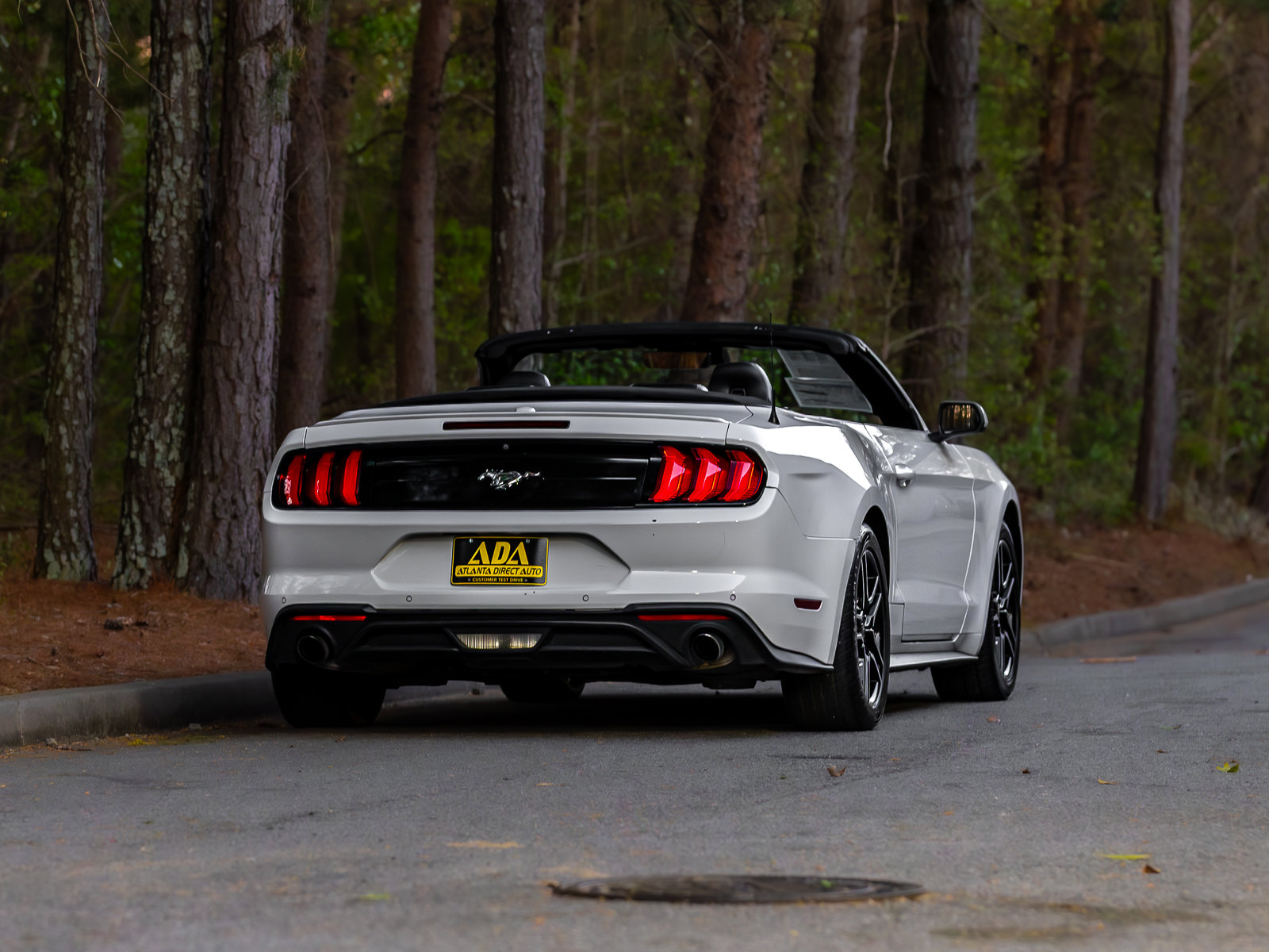 Used 2022 Ford Mustang Premium image 44