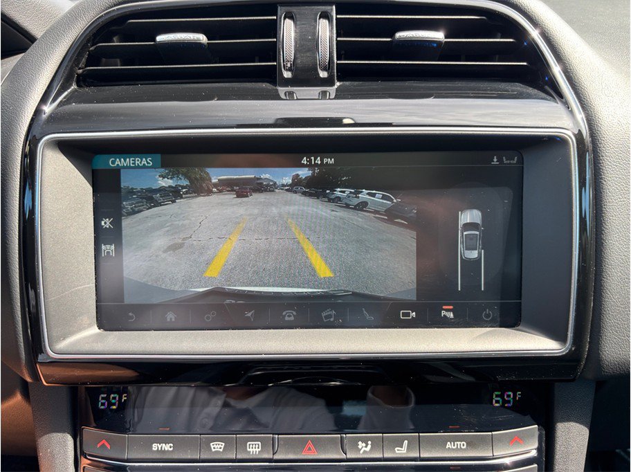 Used 2020 Jaguar F-PACE Premium AWD/4WD image 33