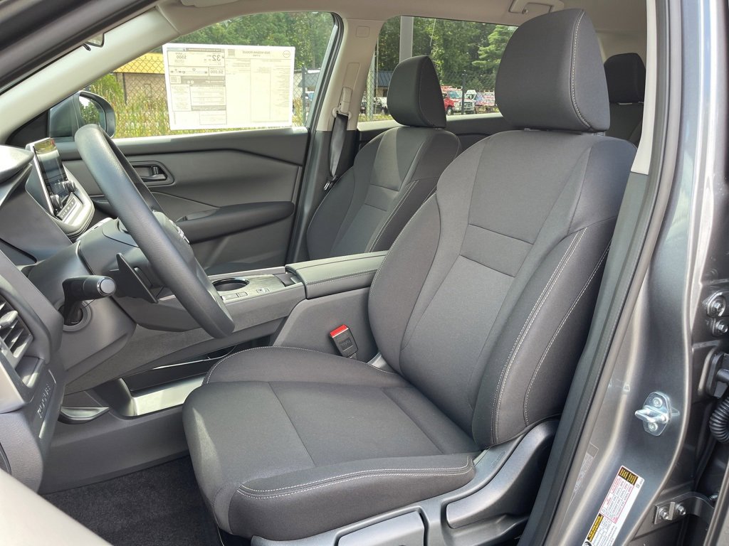 New 2026 Nissan Rogue S image 16