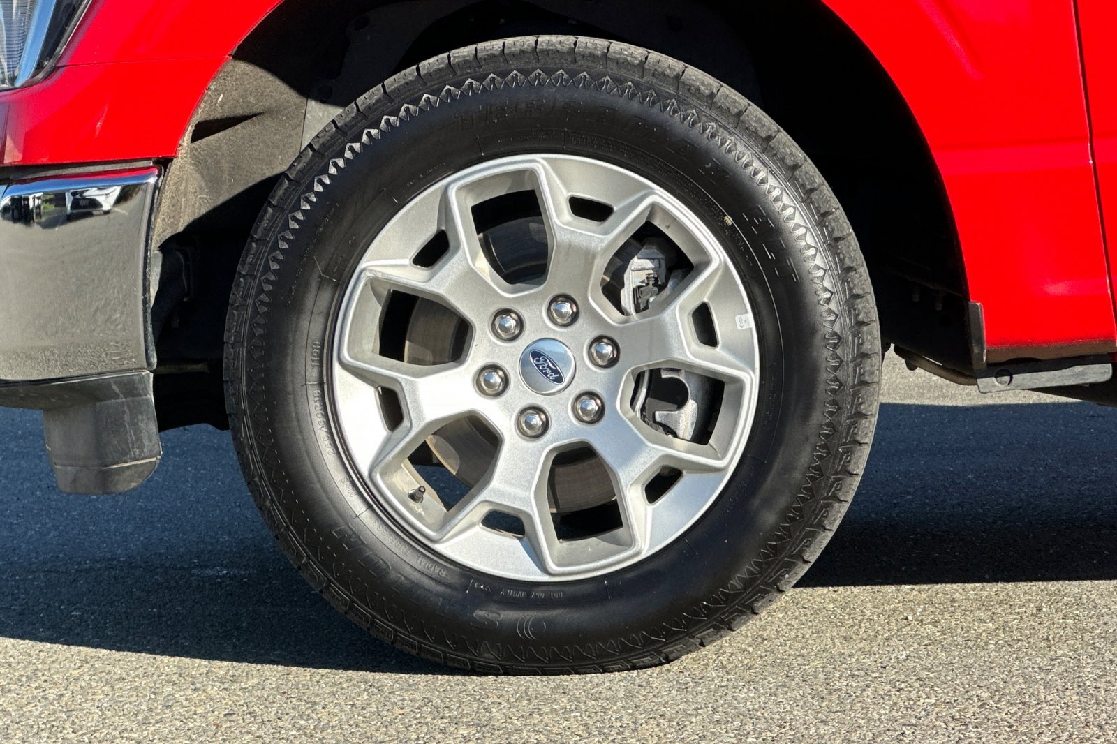 Used 2023 Ford F150 XLT image 30