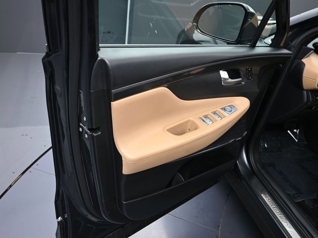 Certified 2023 Hyundai Santa Fe Calligraphy image 13