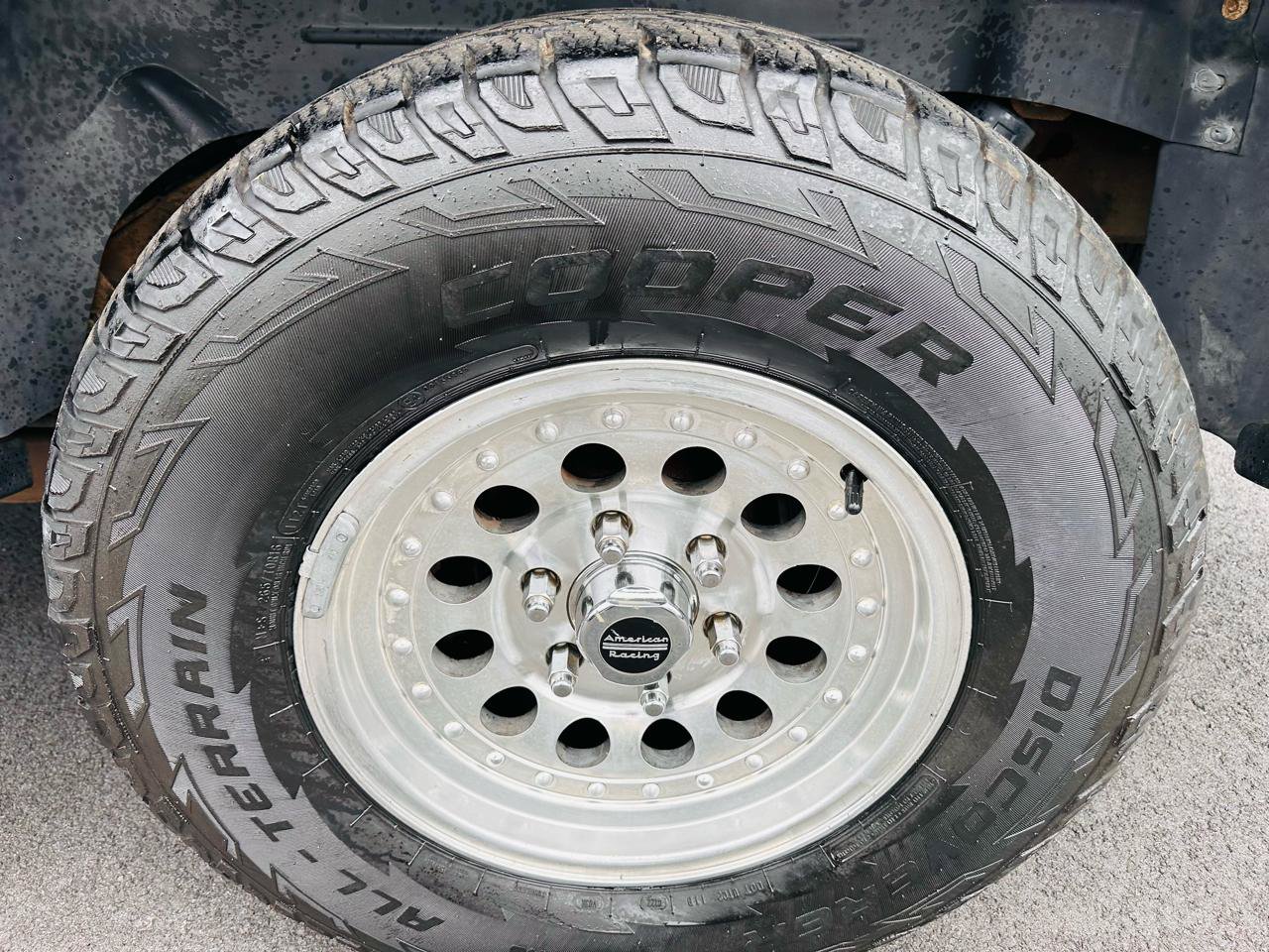 Used 2006 Chevrolet Avalanche LS w/ Sun And Sound Package AWD/4WD image 13