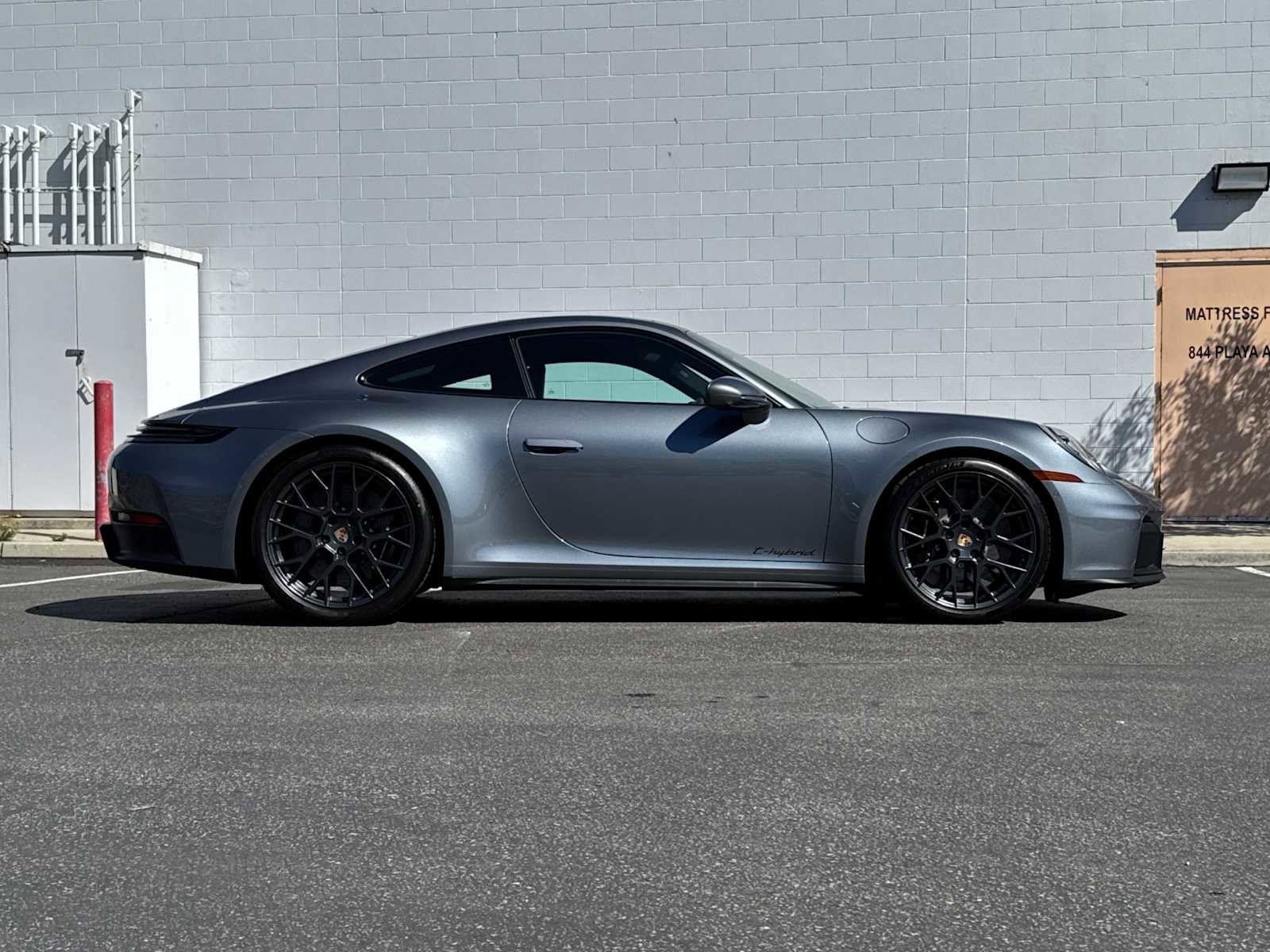 Used 2025 Porsche 911 Carrera 4 GTS image 9