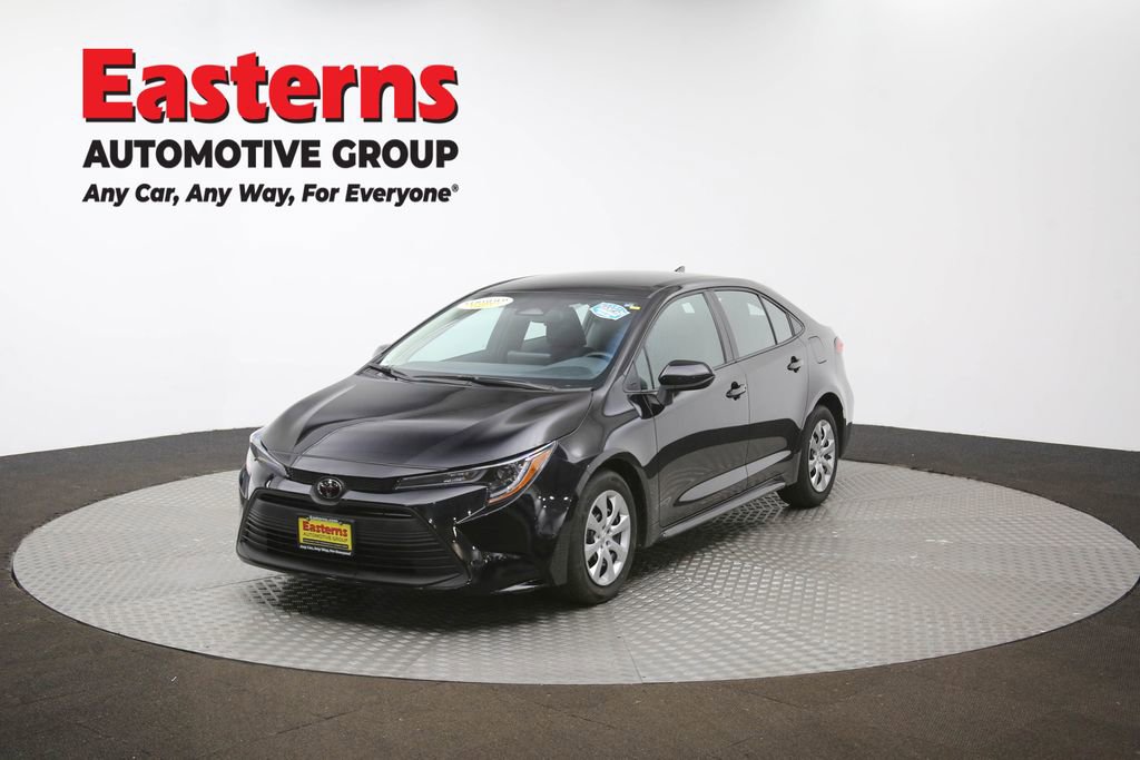 Used 2025 Toyota Corolla LE image 55