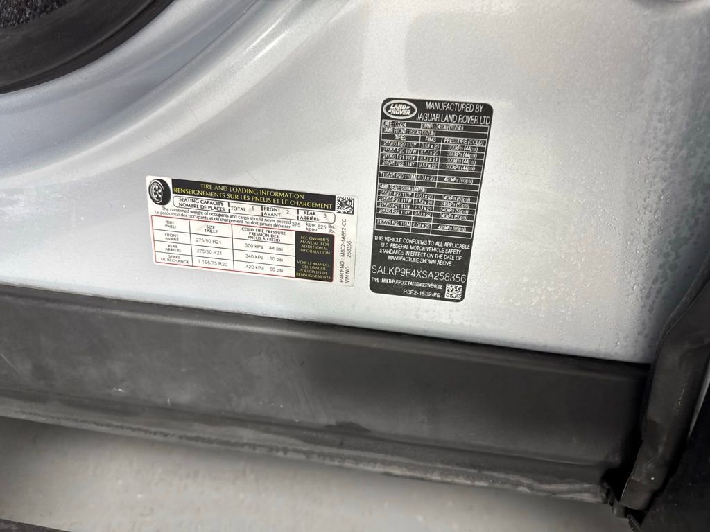 Used 2025 Land Rover Range Rover SE AWD/4WD image 35