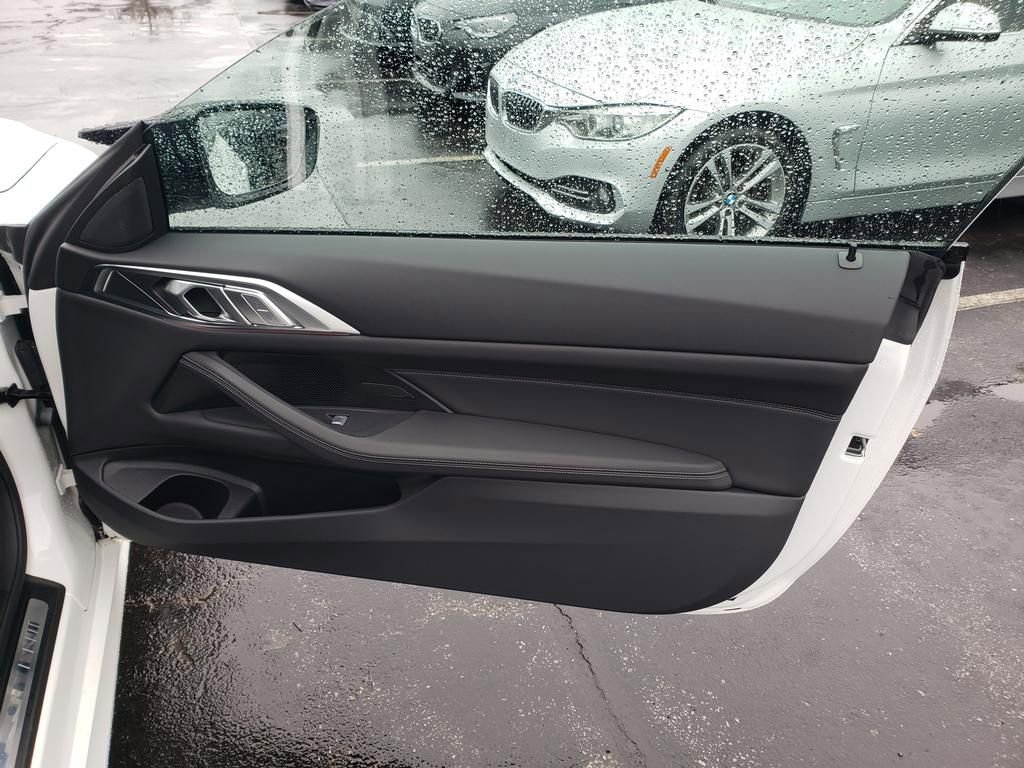 Used 2026 BMW 440i xDrive Coupe w/ Parking Assistance Package image 17