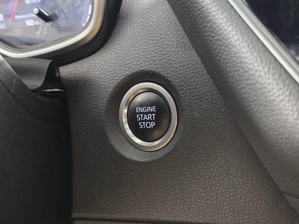 Used 2024 Toyota Corolla XSE FWD image 34