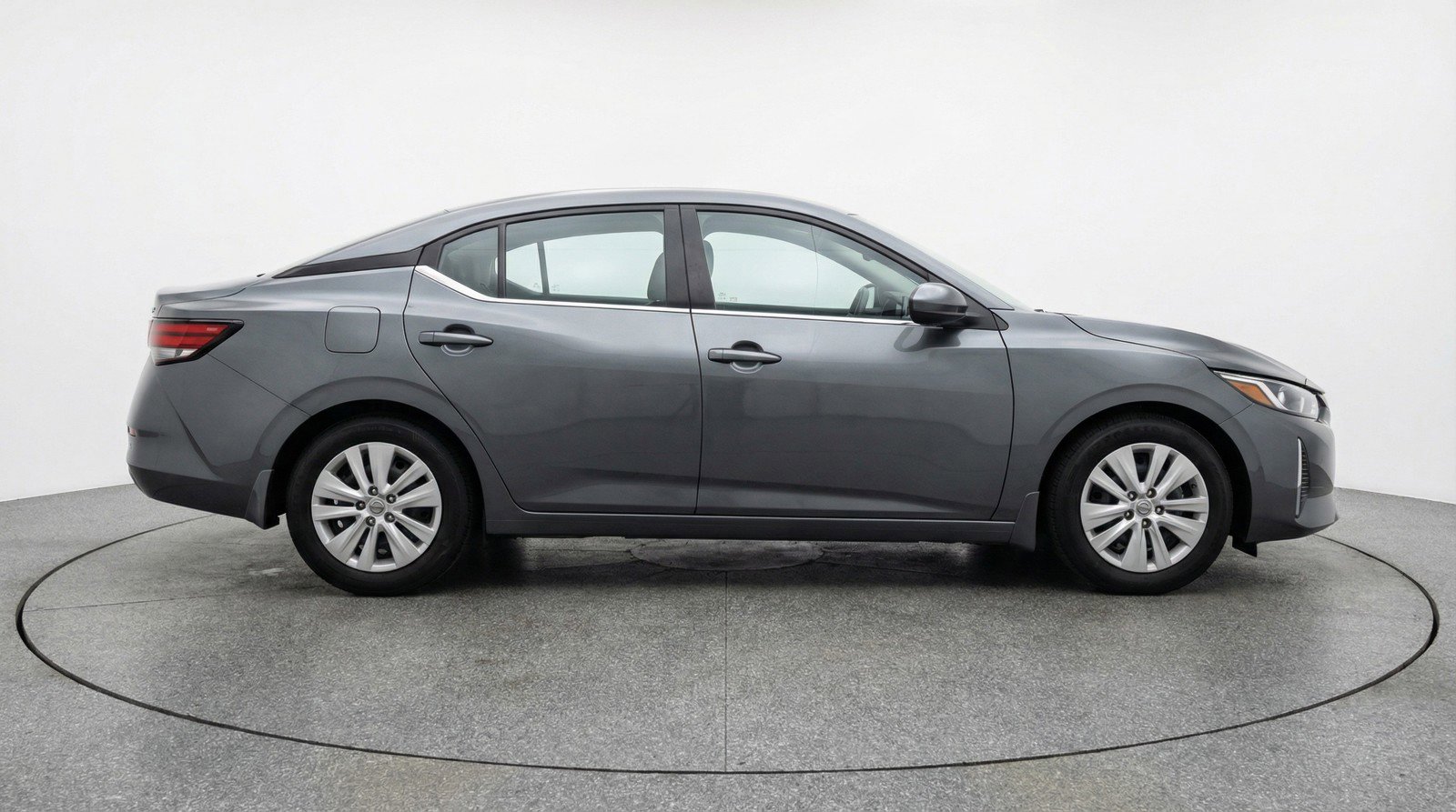 Used 2025 Nissan Sentra S image 11