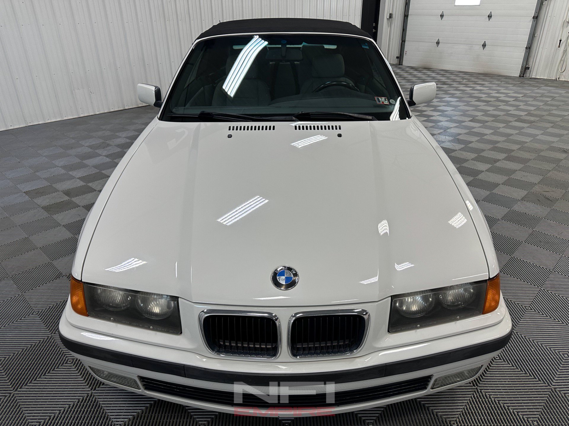 Used 1999 BMW 323i Convertible RWD image 8