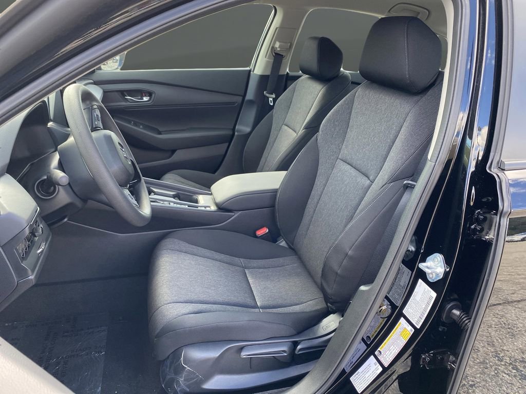 New 2025 Honda Accord LX image 4