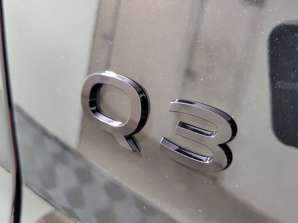 New 2026 Audi Q3 quattro 2.0T AWD/4WD image 8