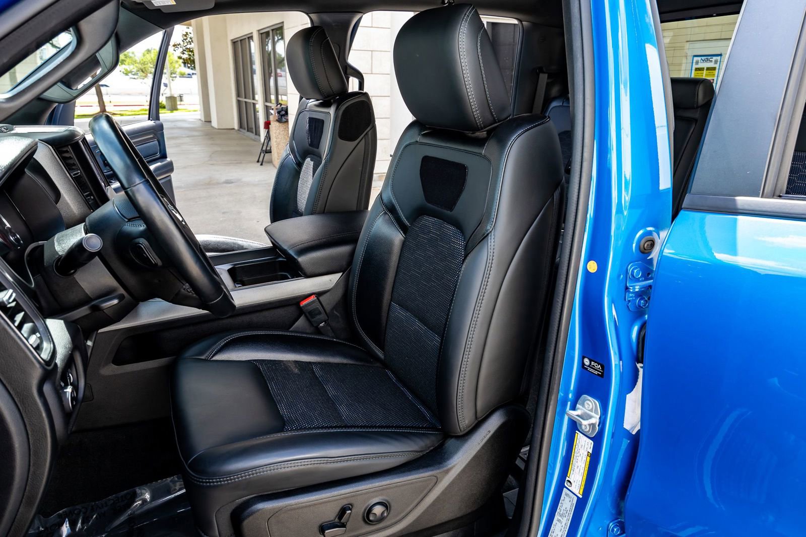 Used 2023 RAM 1500 Big Horn image 32