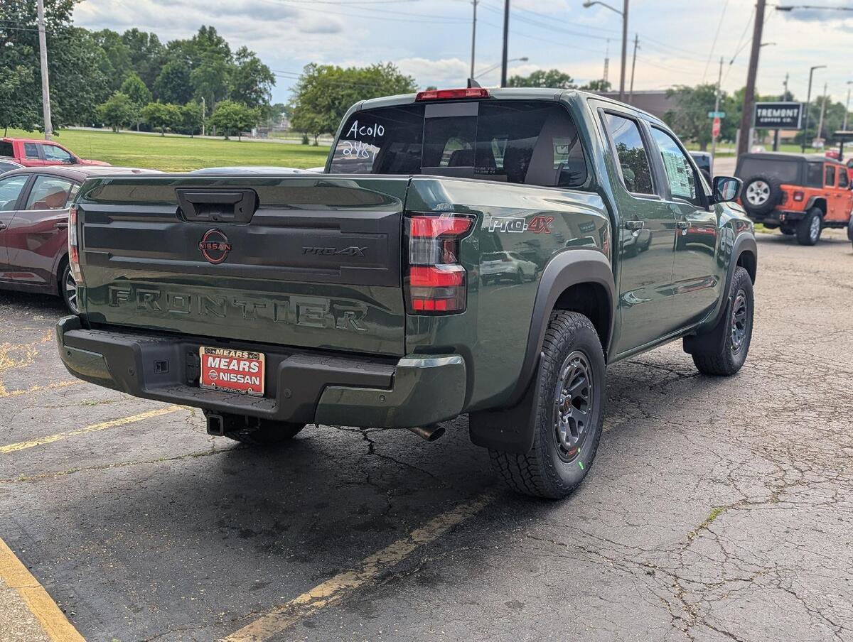 New 2026 Nissan Frontier PRO-4X w/ Pro Premium Package AWD/4WD image 8