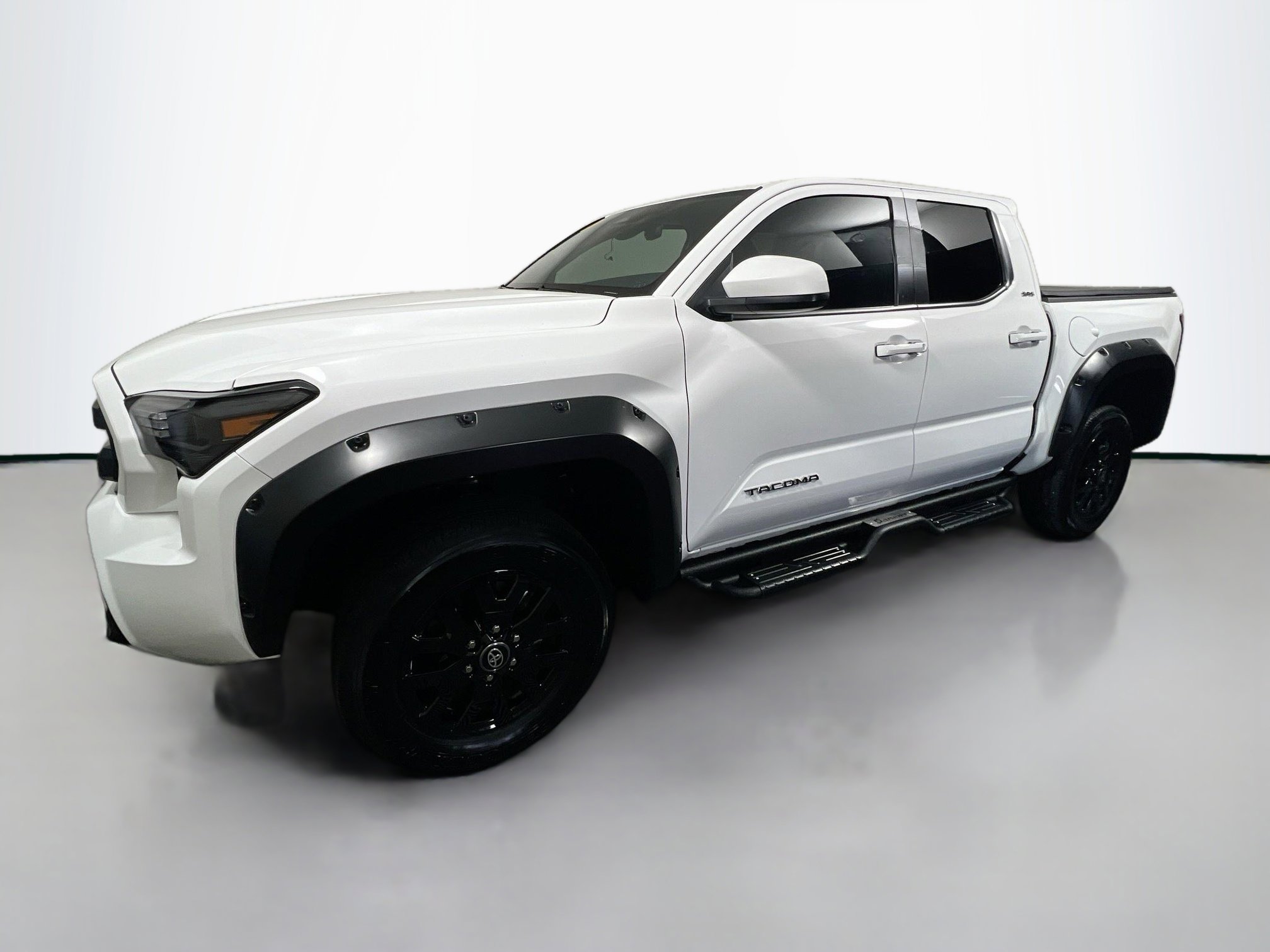 Used 2024 Toyota Tacoma SR5 image 9