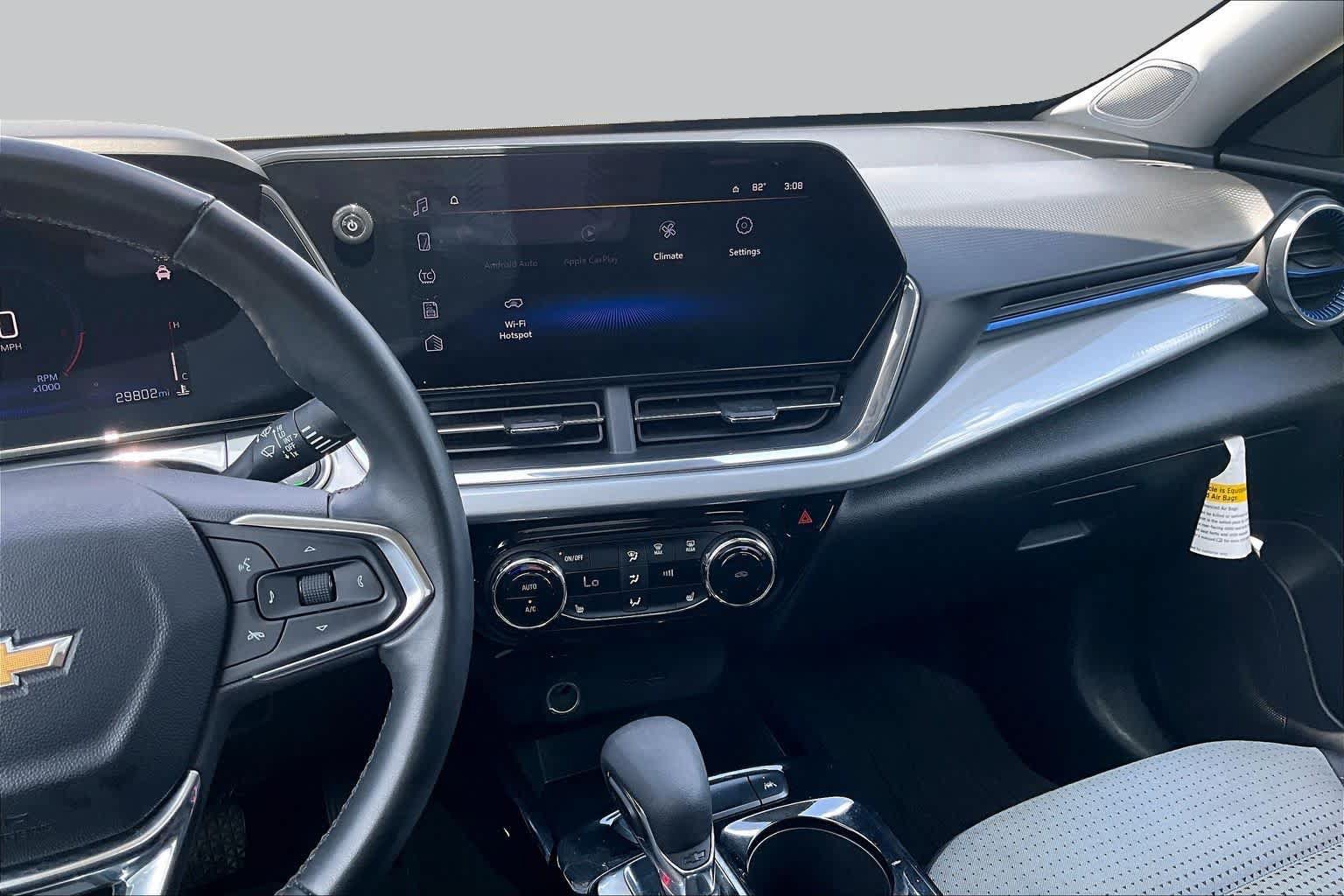 Used 2024 Chevrolet Trax LT w/ Driver Confidence Package FWD image 7