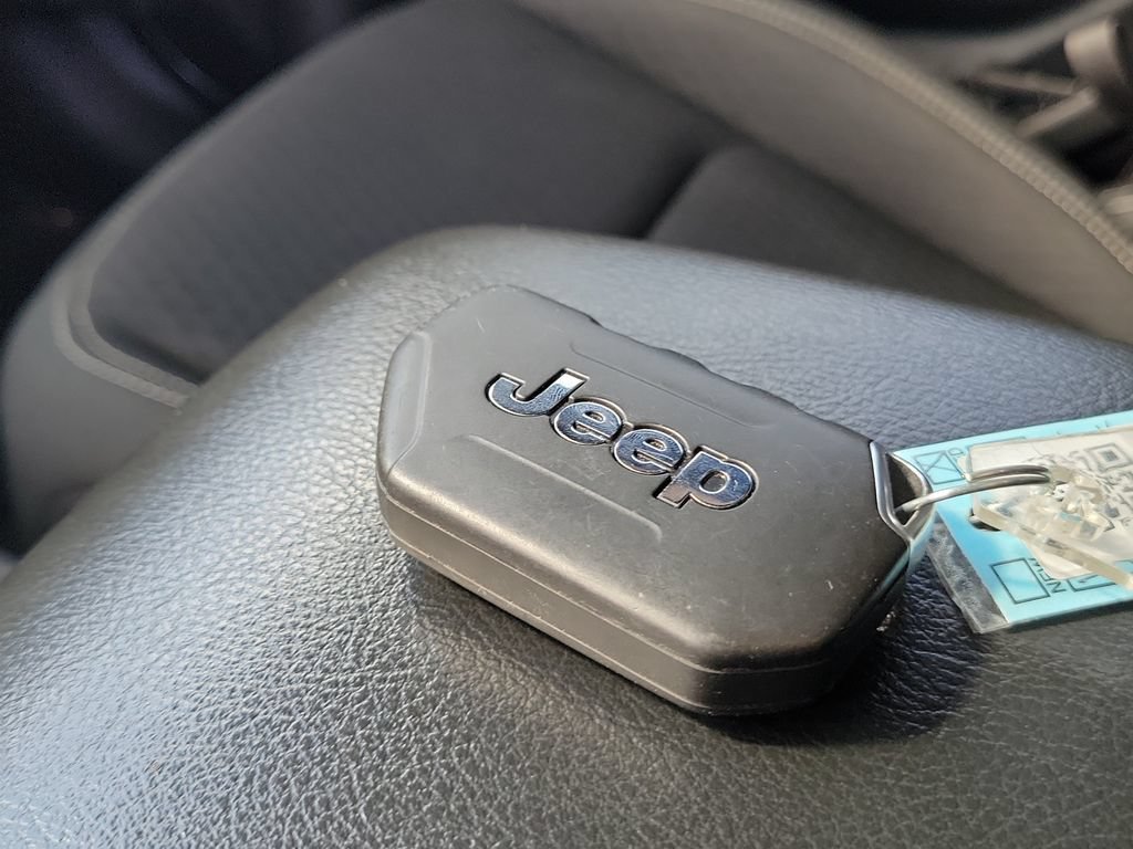 Used 2021 Jeep Wrangler Unlimited Sport AWD/4WD image 37