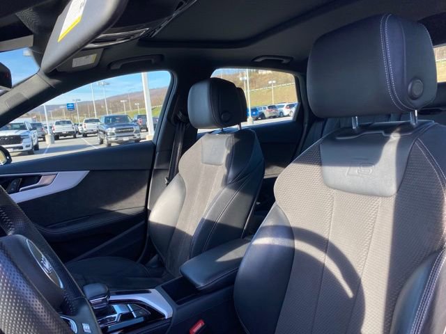 Used 2020 Audi A4 2.0T Premium Plus w/ Premium Plus Package image 14