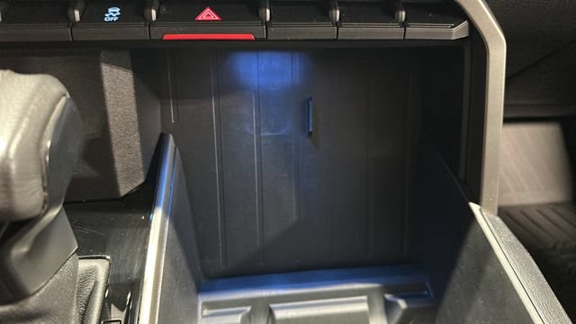 Used 2022 Toyota Tundra SR5 AWD/4WD image 20