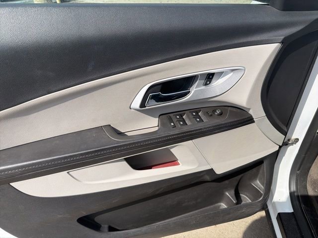 Used 2016 Chevrolet Equinox LS image 14