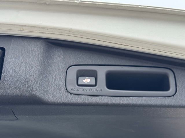 Used 2021 Honda CR-V Touring image 37