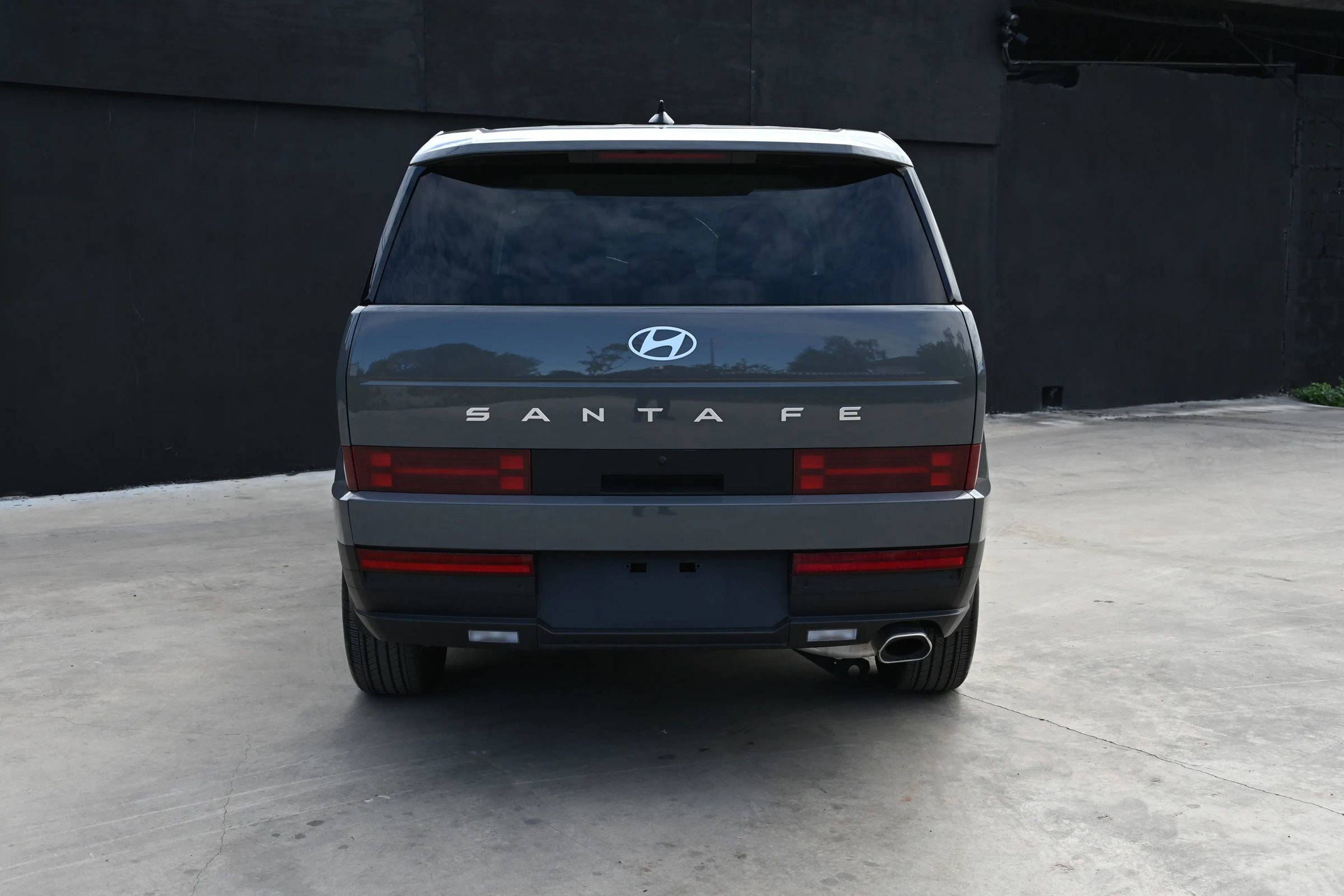 Used 2024 Hyundai Santa Fe SE image 4