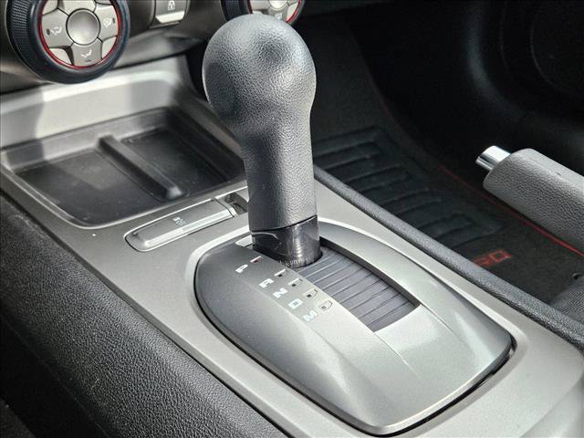 Used 2015 Chevrolet Camaro LS RWD image 9