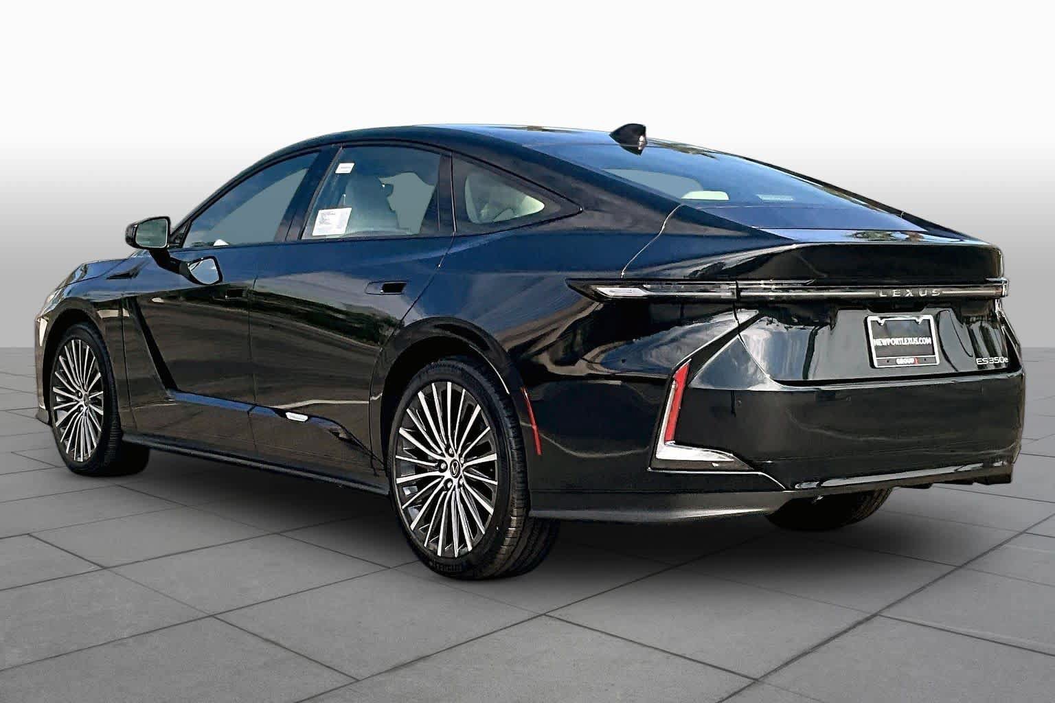 New 2026 Lexus ES 350e FWD image 7