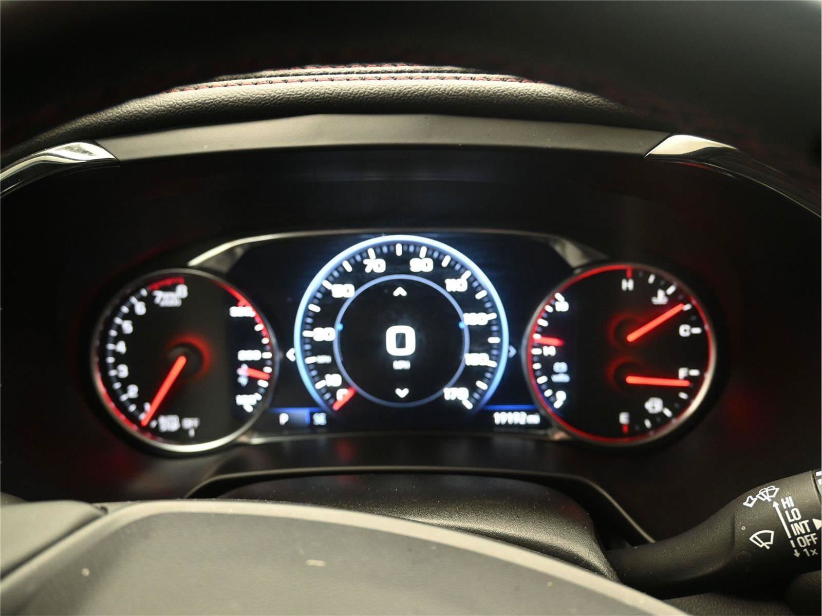 Used 2025 Chevrolet Blazer RS FWD image 6