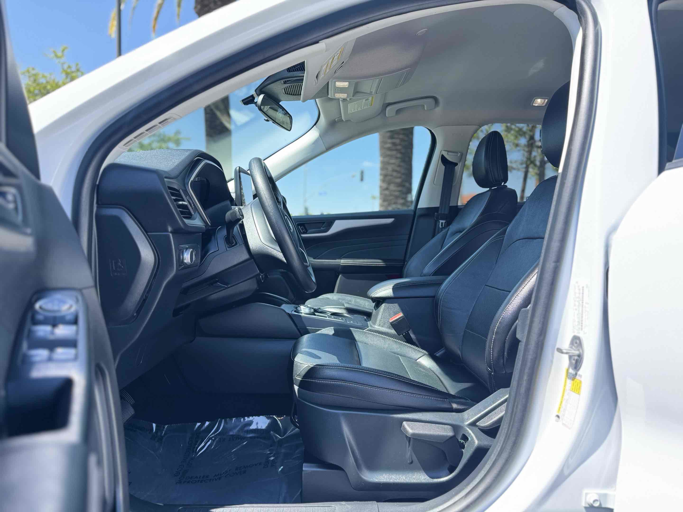 Used 2022 Ford Escape SE AWD/4WD image 5