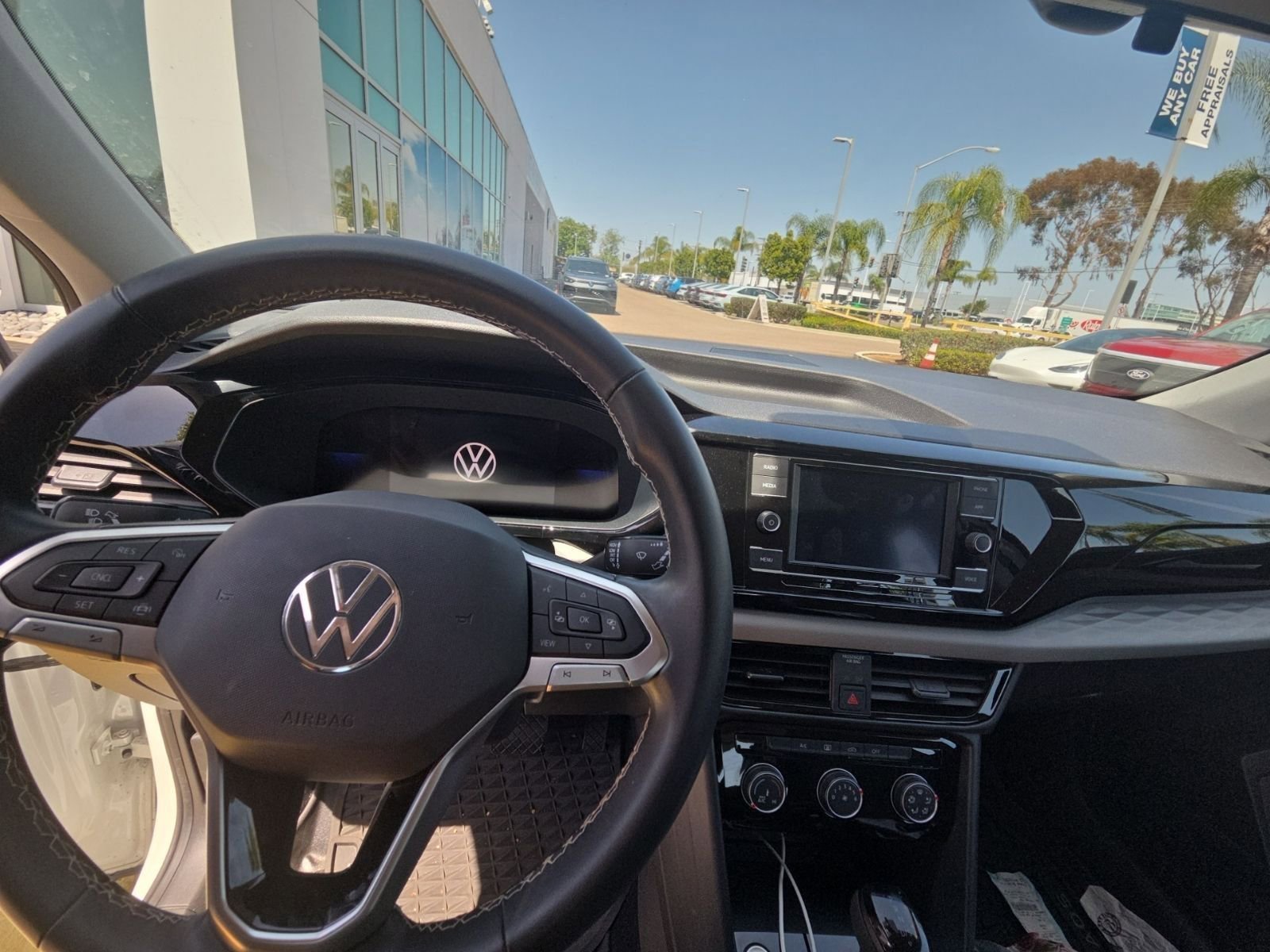 Used 2023 Volkswagen Taos S FWD image 11