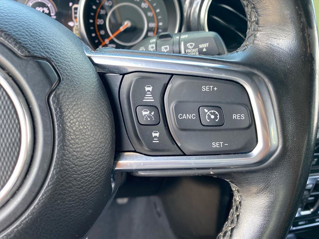 Used 2023 Jeep Wrangler Unlimited Sahara AWD/4WD image 18