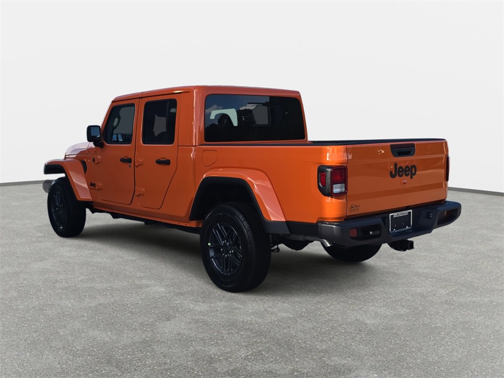 New 2025 Jeep Gladiator Sport image 7