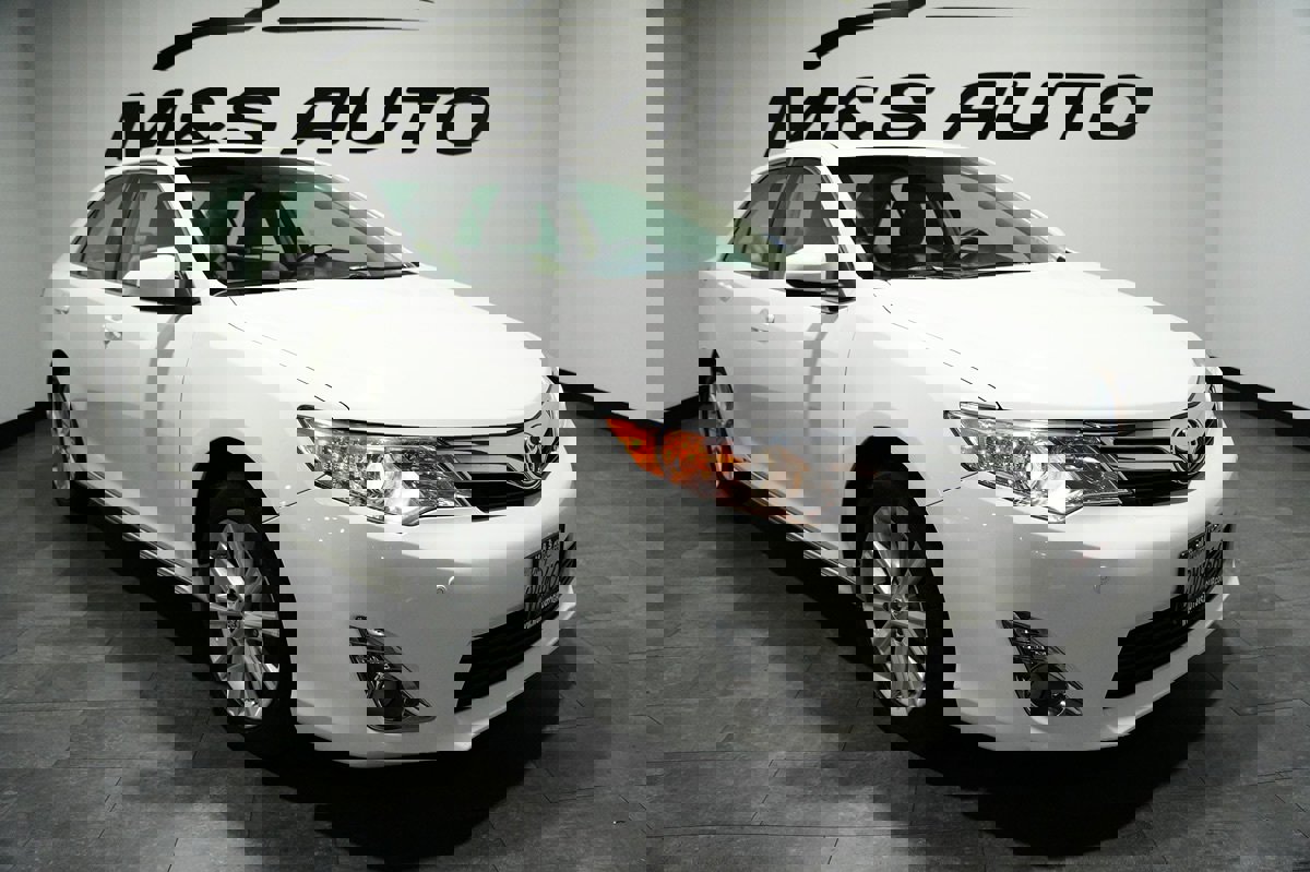 Used 2012 Toyota Camry XLE image 6