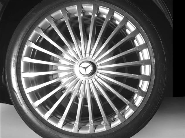 Used 2024 Mercedes-Benz Maybach GLS 600 4MATIC image 9