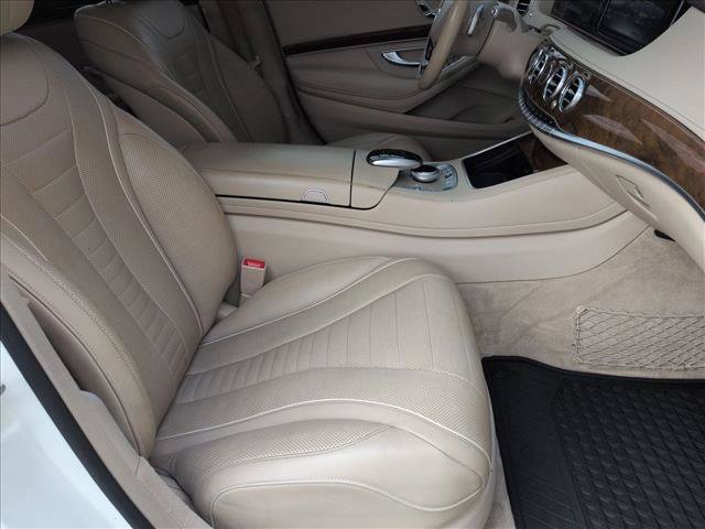 Used 2016 Mercedes-Benz S 550 4MATIC Sedan image 29