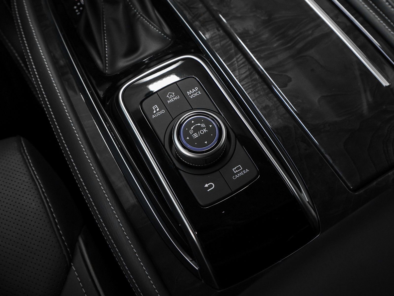 Used 2024 INFINITI QX80 Luxe w/ Cargo Package image 42