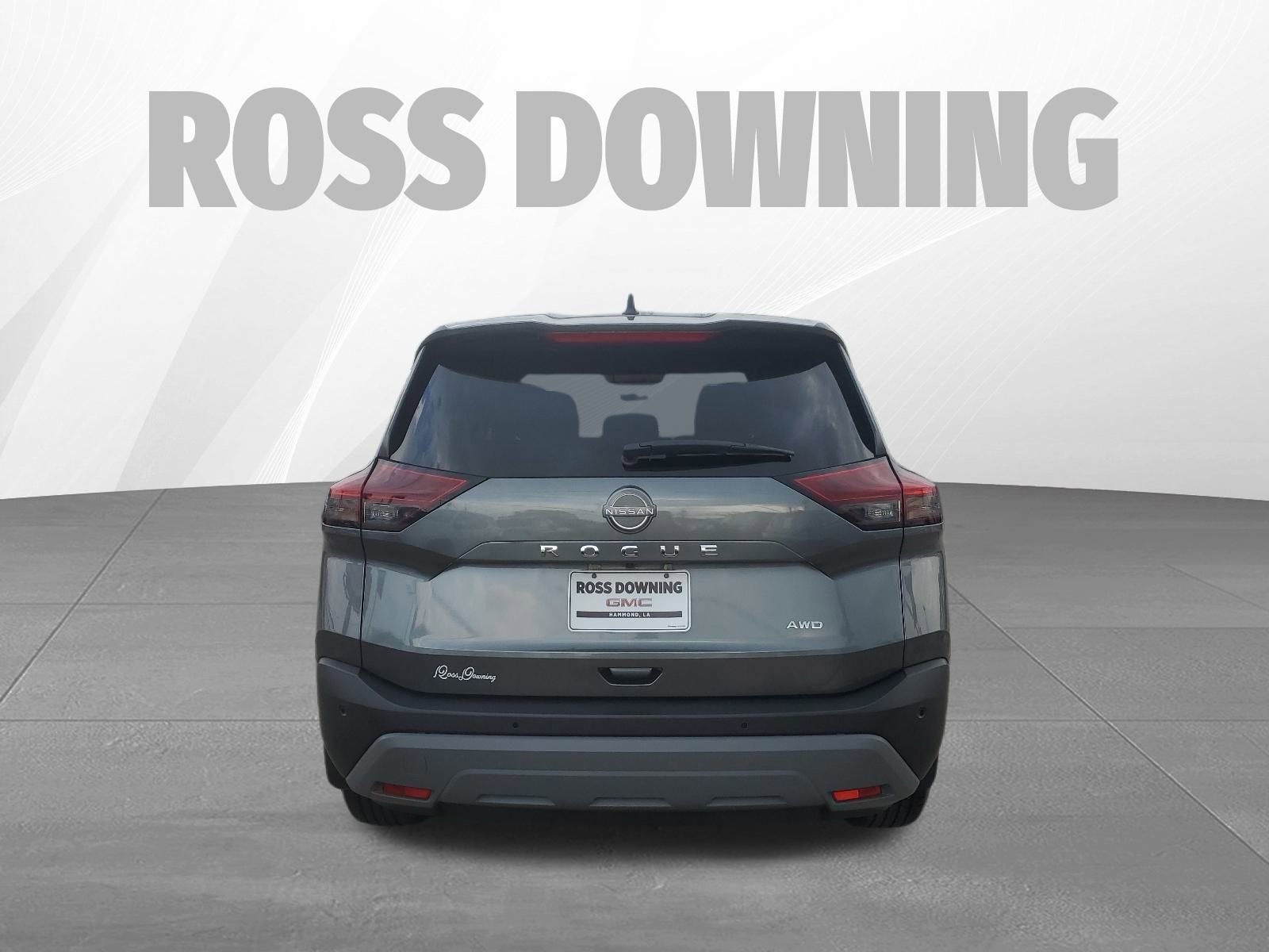 Used 2023 Nissan Rogue S image 5