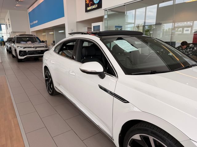 Certified 2023 Volkswagen Arteon SEL Premium AWD/4WD image 2