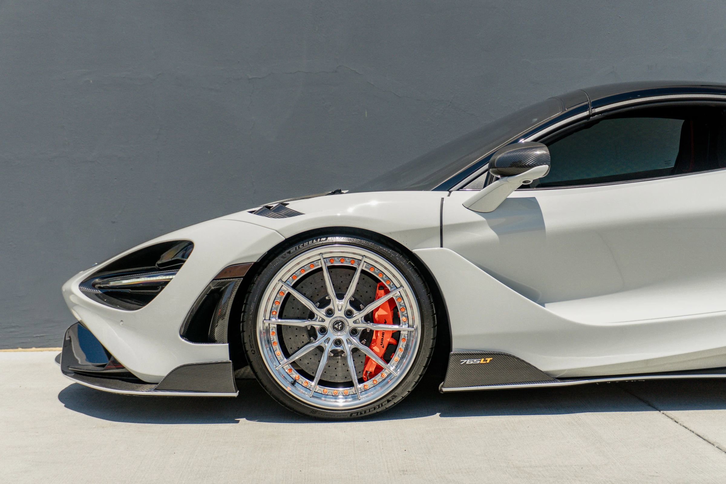 Used 2022 McLaren 765LT RWD image 21