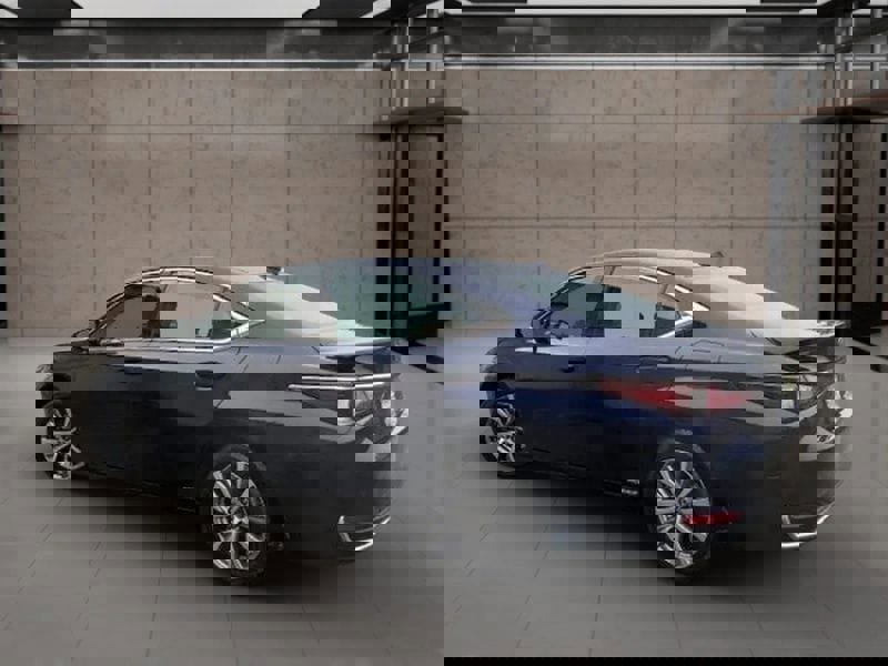 Used 2021 Lexus ES 300h w/ Accessory Package image 2