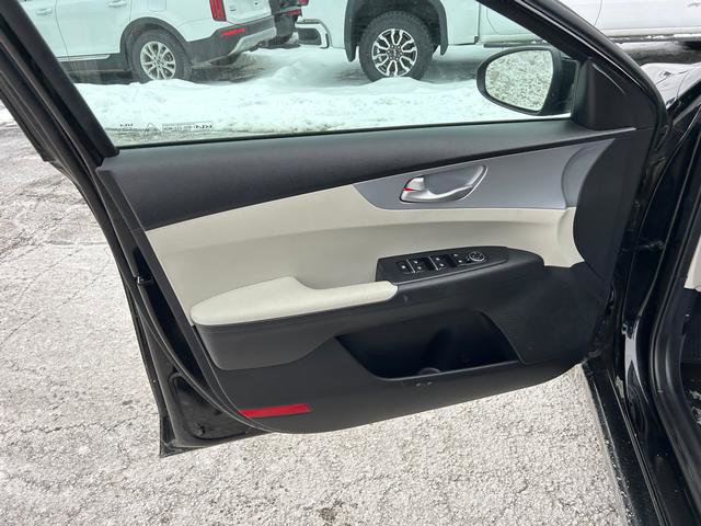 Certified 2023 Kia Forte LXS image 10
