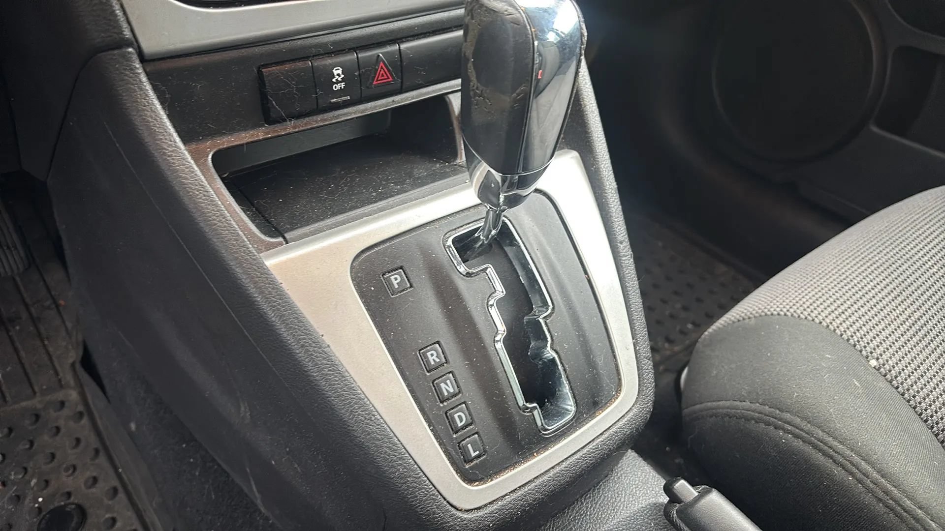 Used 2012 Dodge Caliber SXT FWD image 12