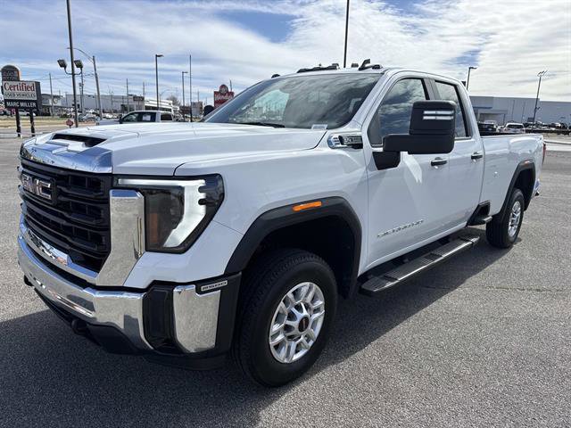 Used 2025 GMC Sierra 2500 Pro image 3