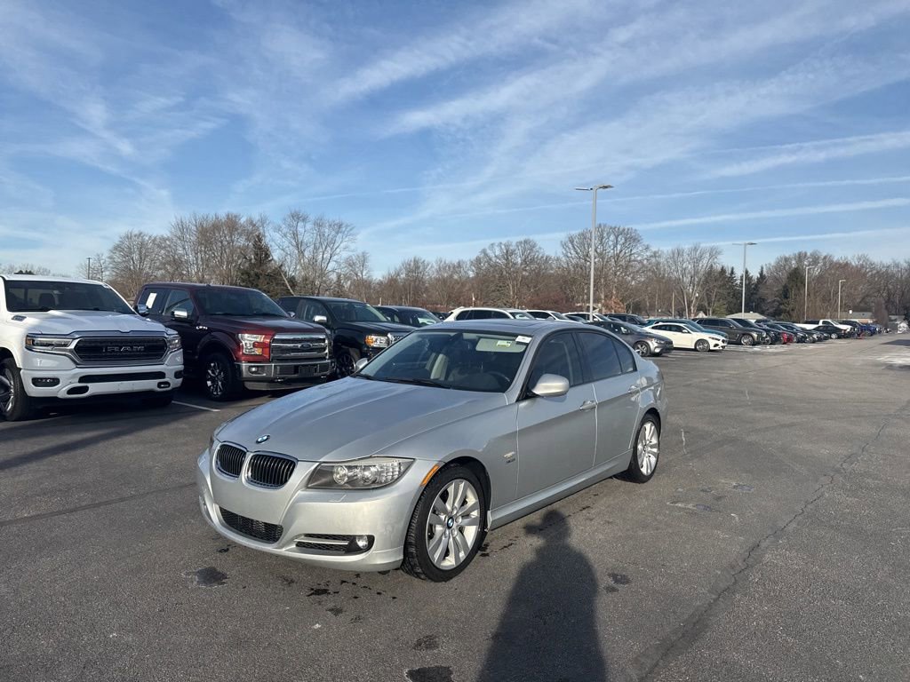 Used 2010 BMW 335i xDrive 335i xDrive image 3