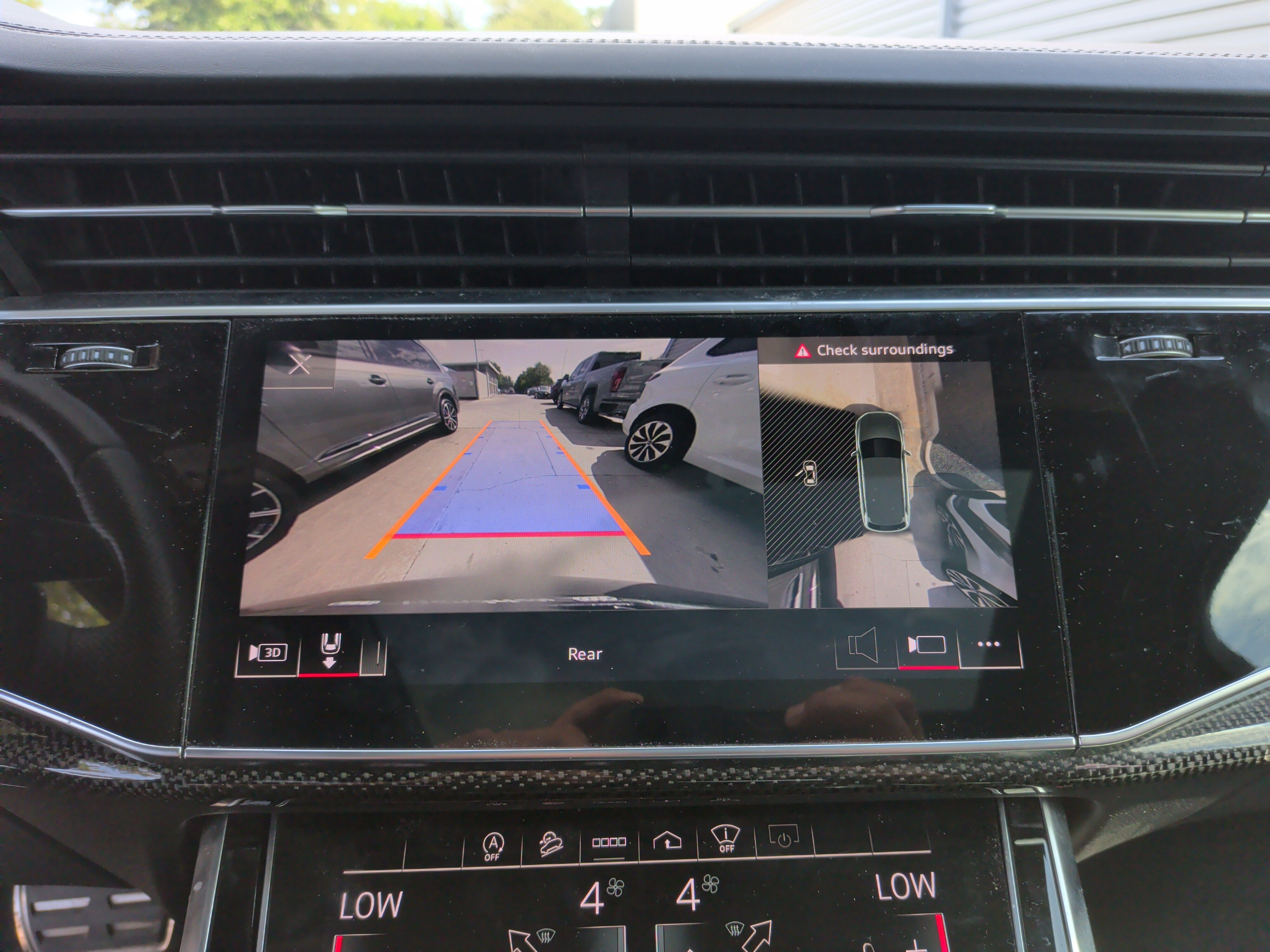 Used 2021 Audi SQ7 Prestige AWD/4WD image 23